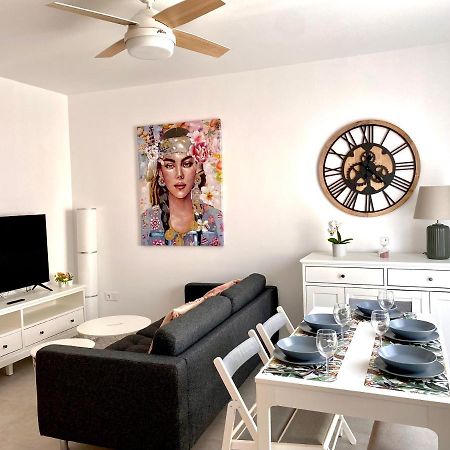 Apartamento Luz De Conil Aire Acondicionado Y Wifi -Solo Familias Y Parejas- Conil De La Frontera Exterior photo